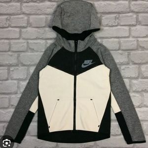 NIKE Tech Fleece set, Grey/Cream/Black, Boys' Sz 4T